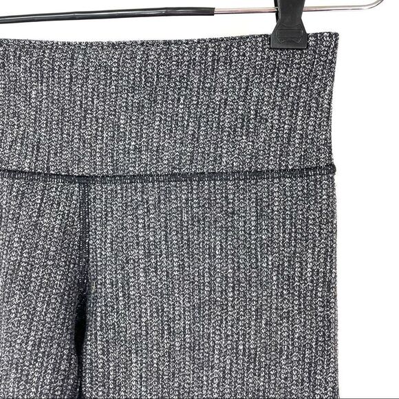 Lululemon Variegated Knit Wunder Under Tights Herringbone Gray - Picture 5 of 15